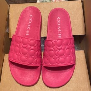 COACH Bubble gum pink uli slides